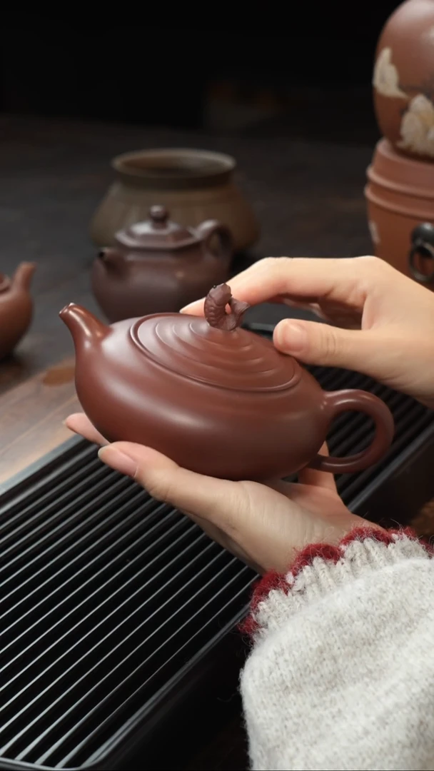 茶壶紫砂鱼跃龙门