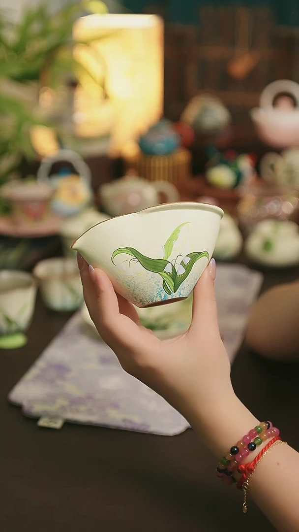 闪购陶瓷茶具 铃兰花公道杯