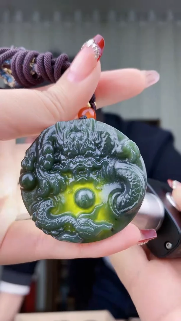 【闪购商品】和田玉挂件未镶嵌拍一发一，多样性发货！