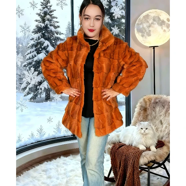 2025年最时髦的女士时尚毛大衣 NORKA QAPAN