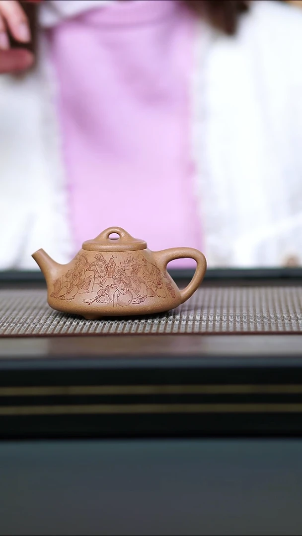 茶壶紫砂半手黄金段八仙子冶200cc