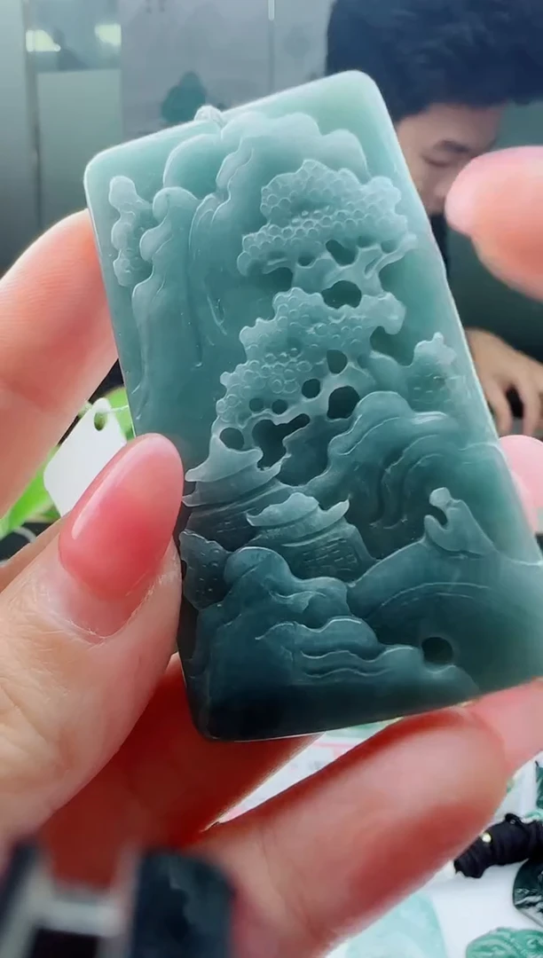 【闪购商品】翡翠颈饰未镶嵌11111111