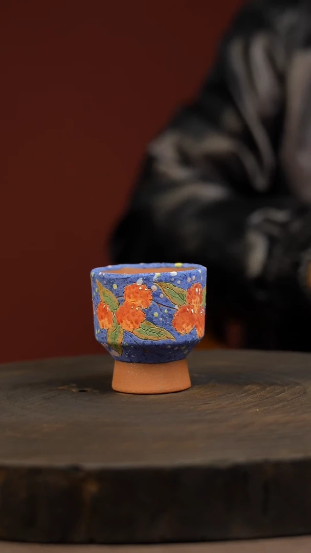 煅物手绘多肉花盆