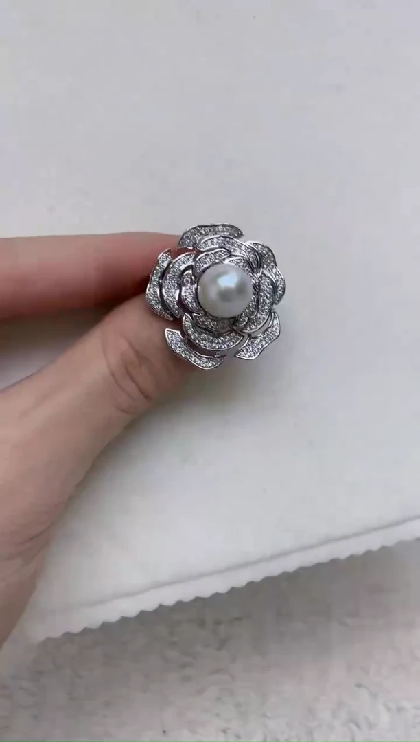 未镶嵌胸饰海水珍珠