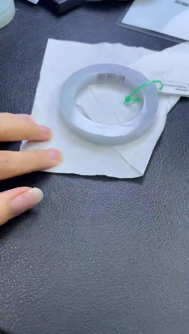 未镶嵌手镯定制翡翠C***g手镯