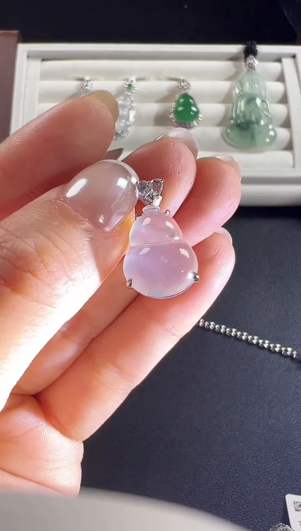 颈饰18K金镶嵌翡翠KXINY1222-022