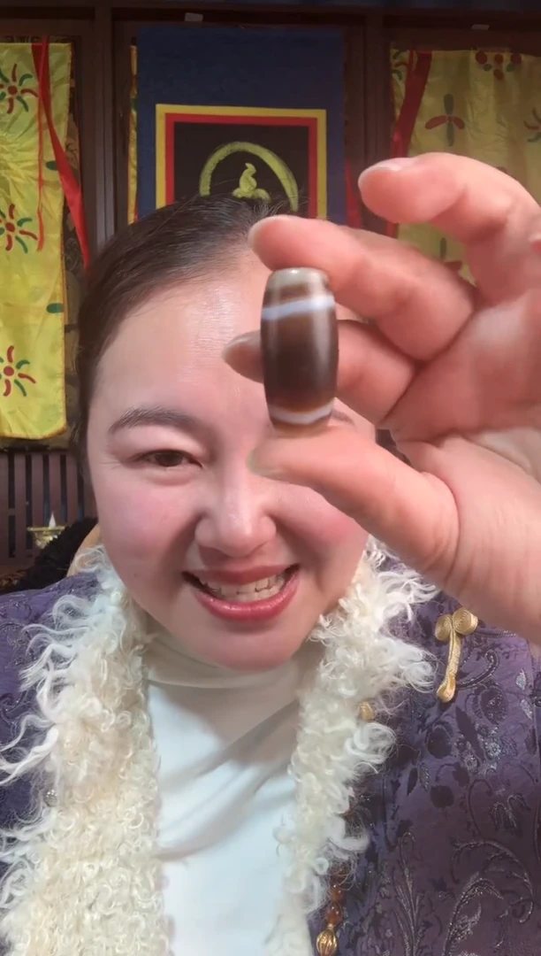 无非金属藏地丝丝古珠