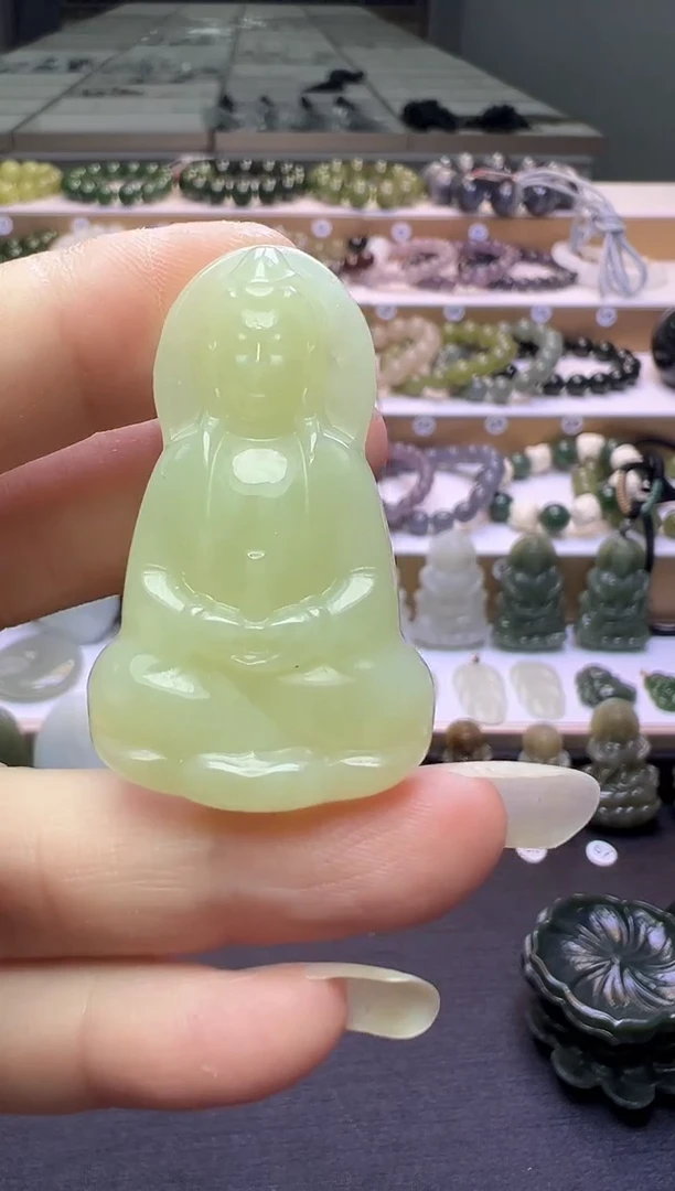 颈饰未镶嵌和田玉32号链接有包容