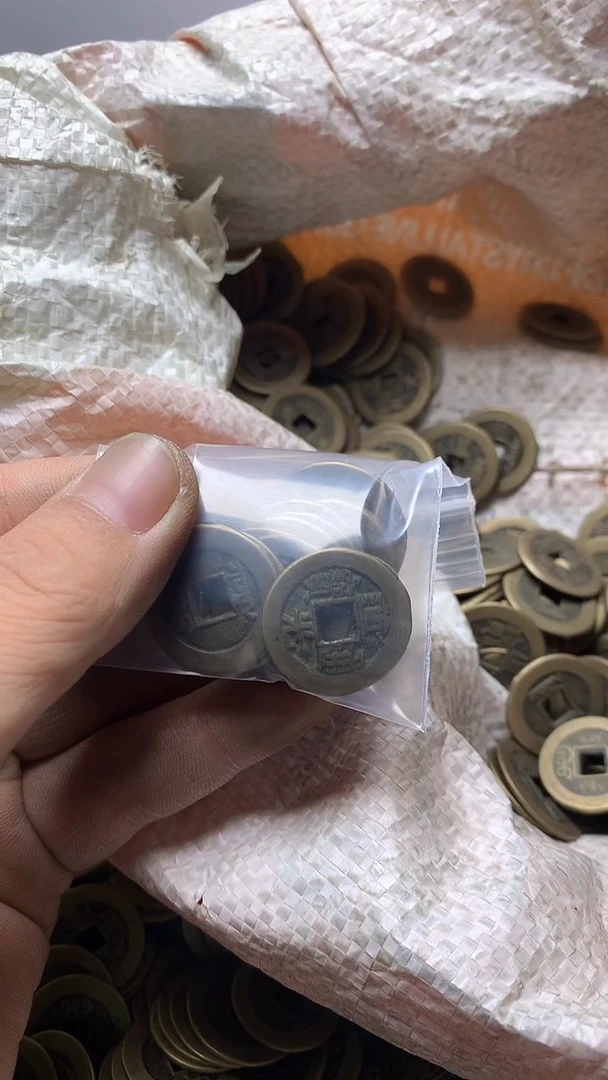 华*现代钱币工艺品文创