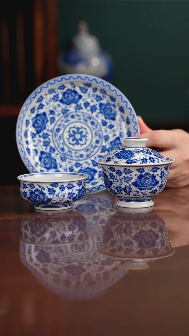 变**笑晓月柴窑 缠枝牡丹一套