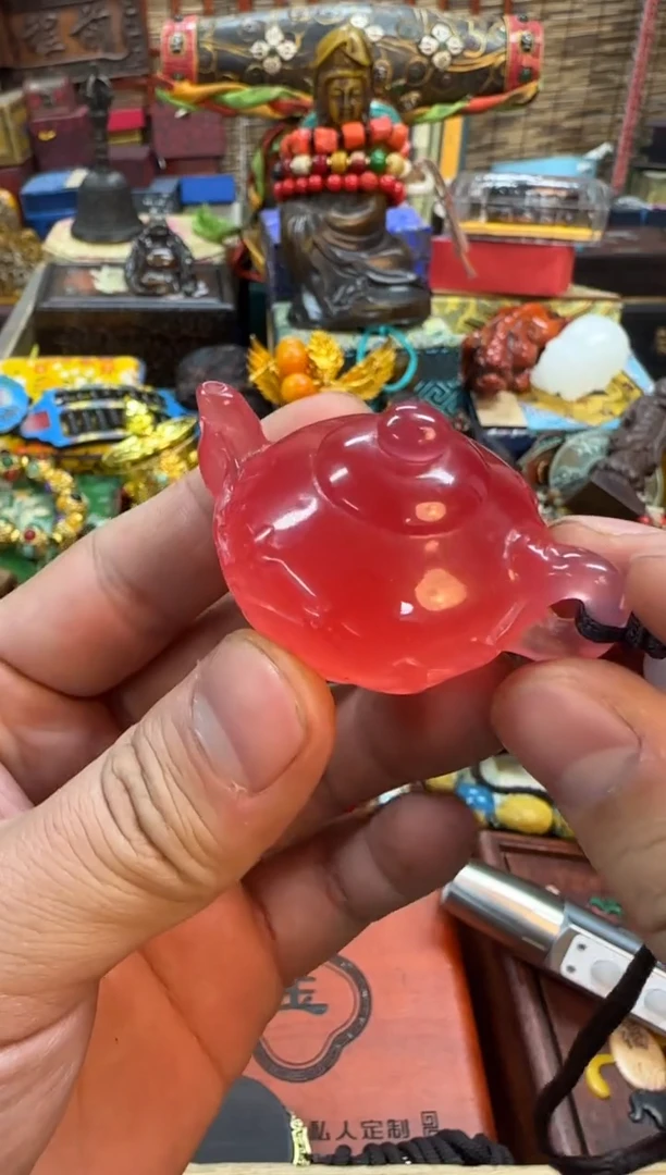 【闪购商品】琥珀裸石未镶嵌推荐好物如图所示