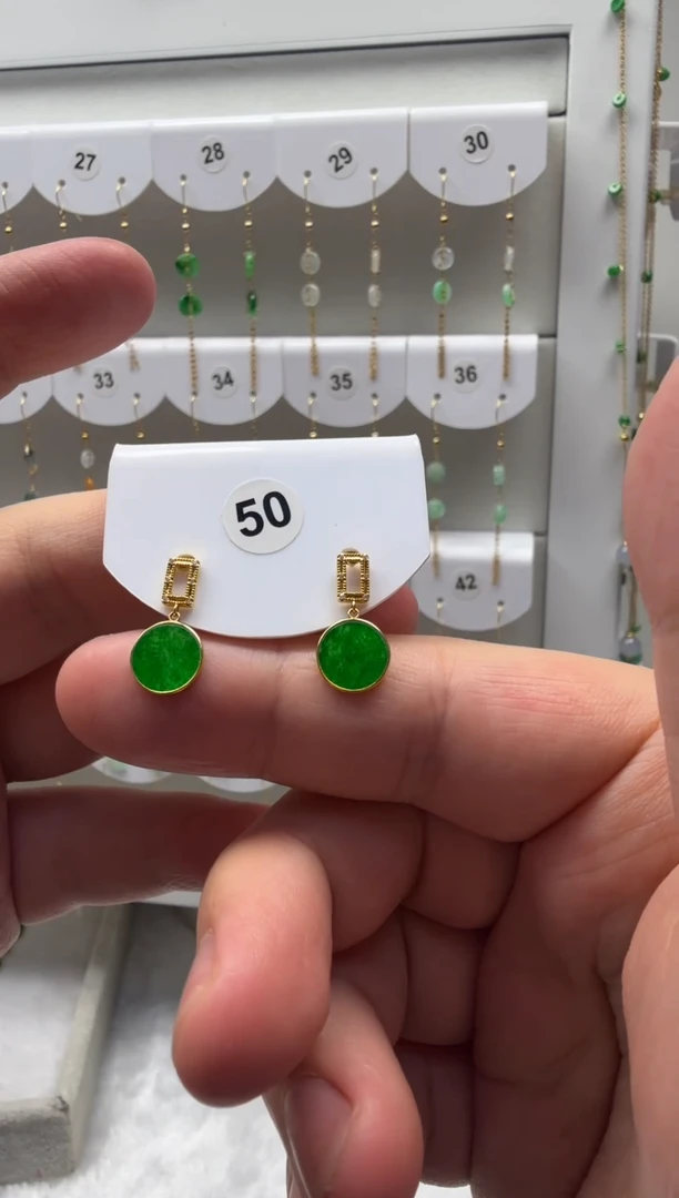 18K金镶嵌翡翠耳饰缅甸天然翡翠a货