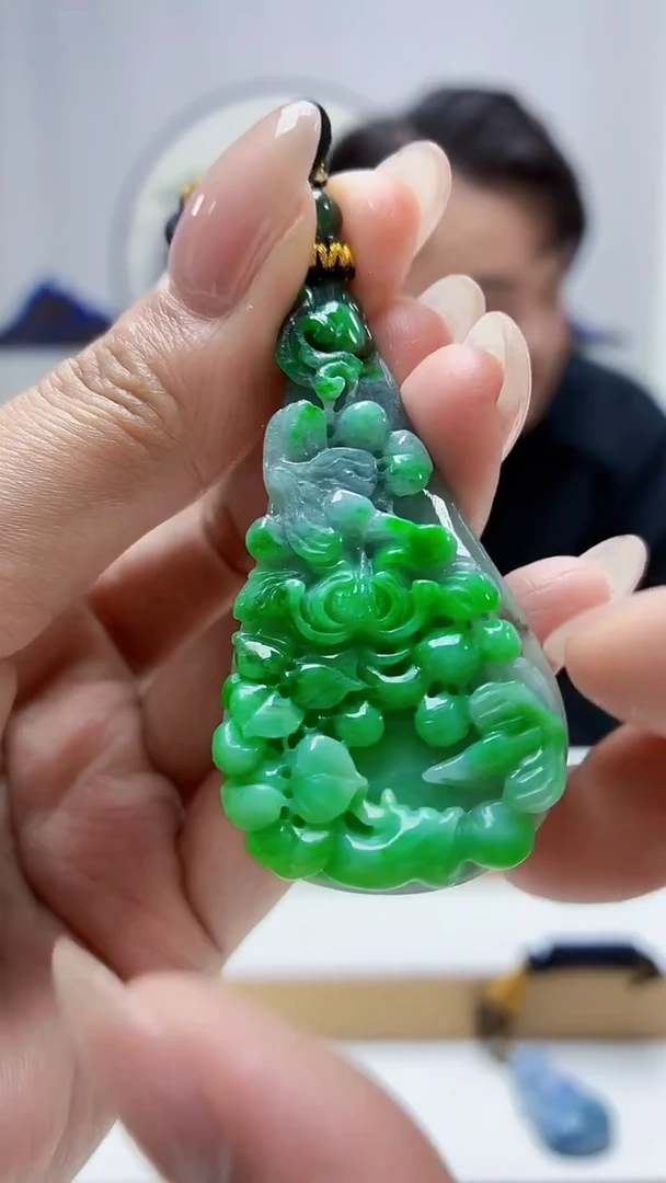 未镶嵌定制翡翠5060MM-毛货挂件17