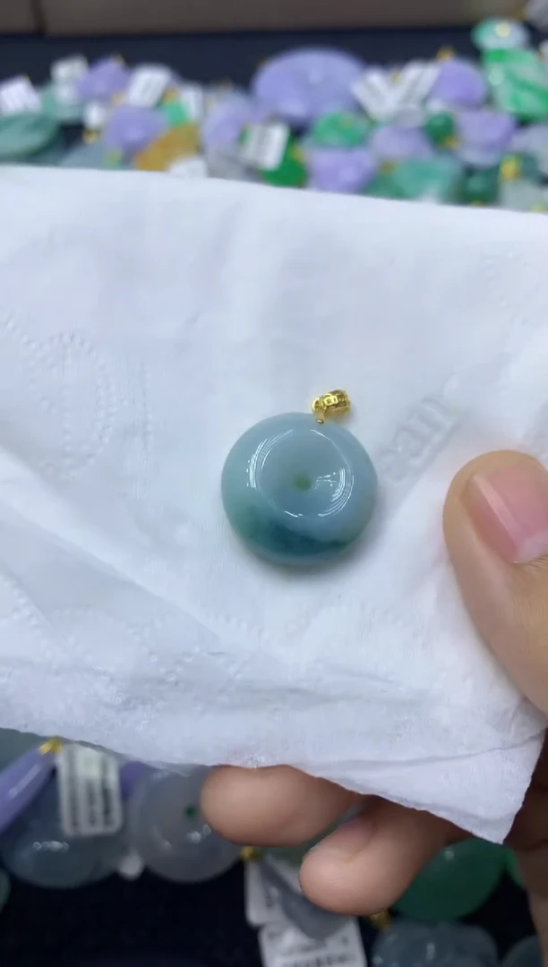颈饰未镶嵌翡翠天然缅甸翡翠A货