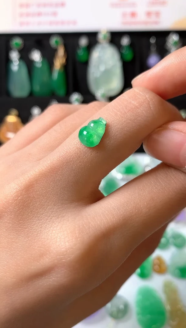 未镶嵌定制翡翠裸石（镶嵌定制）