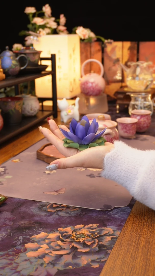 【闪购商品】蓝莲花摆件·······