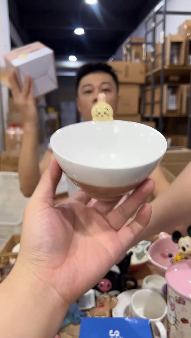 瓷片原盒乌萨奇小碗