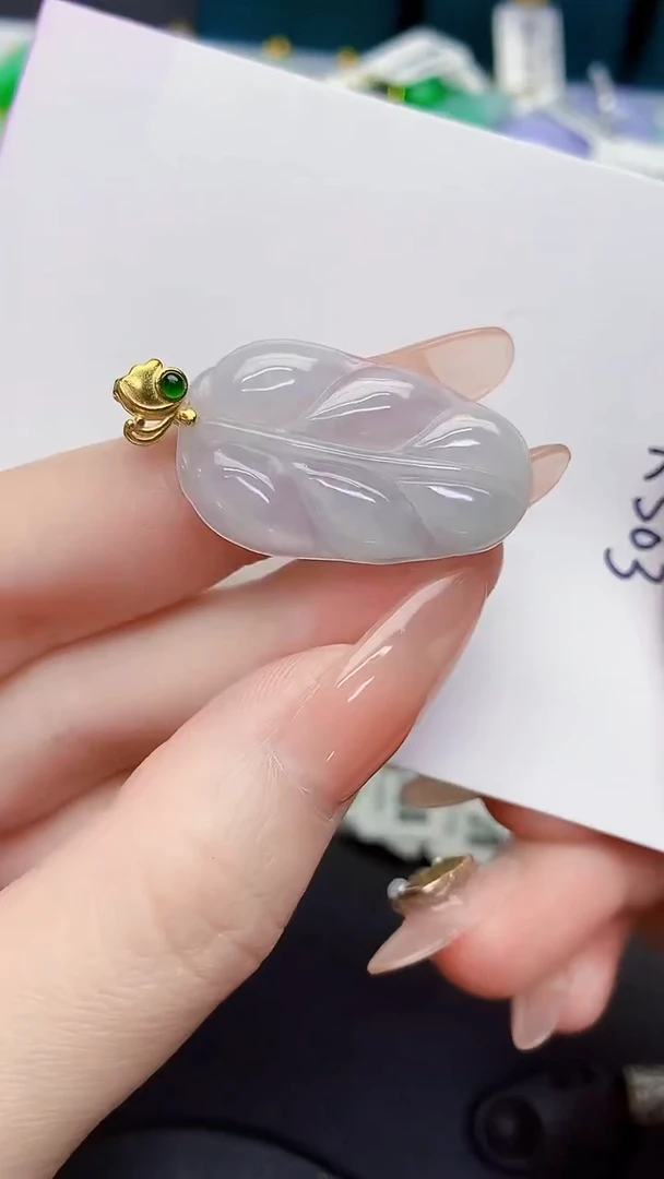 颈饰未镶嵌翡翠缅甸天然翡翠A货