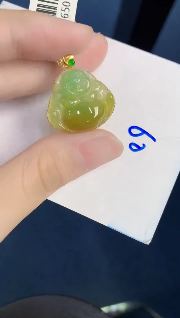 颈饰18K金镶嵌翡翠天然翡翠缅甸A货