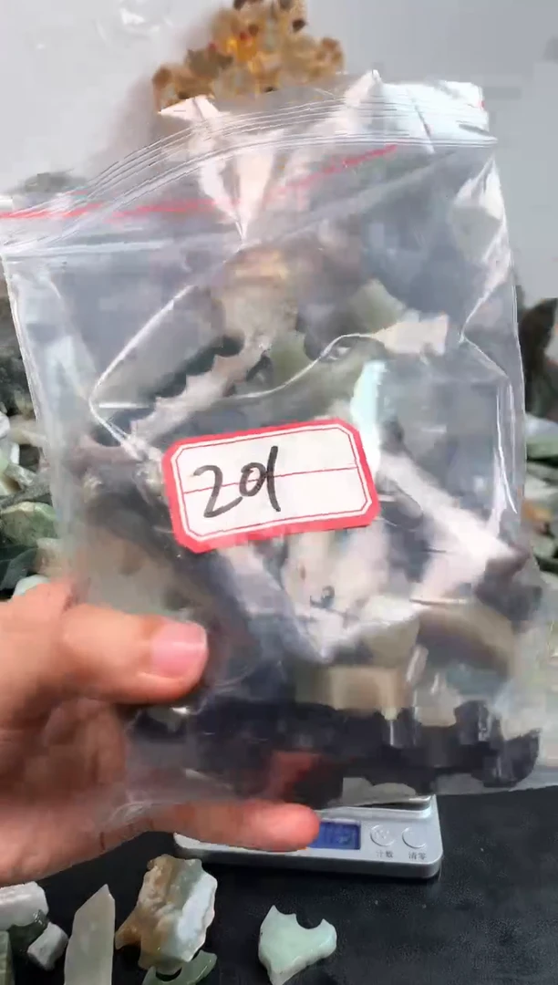 未镶嵌和田玉摆件201