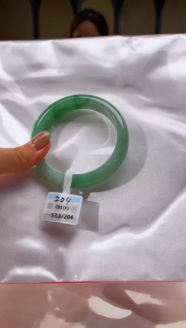 未镶嵌手镯翡翠退货标签需完好-204