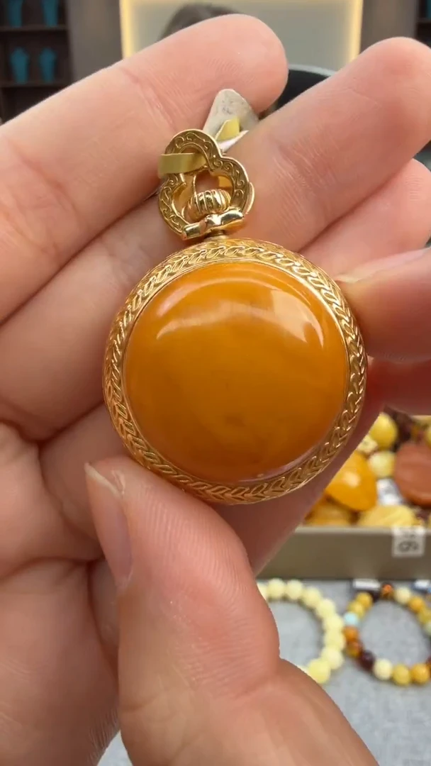 琥珀颈饰未镶嵌假一罚三秒拍号90