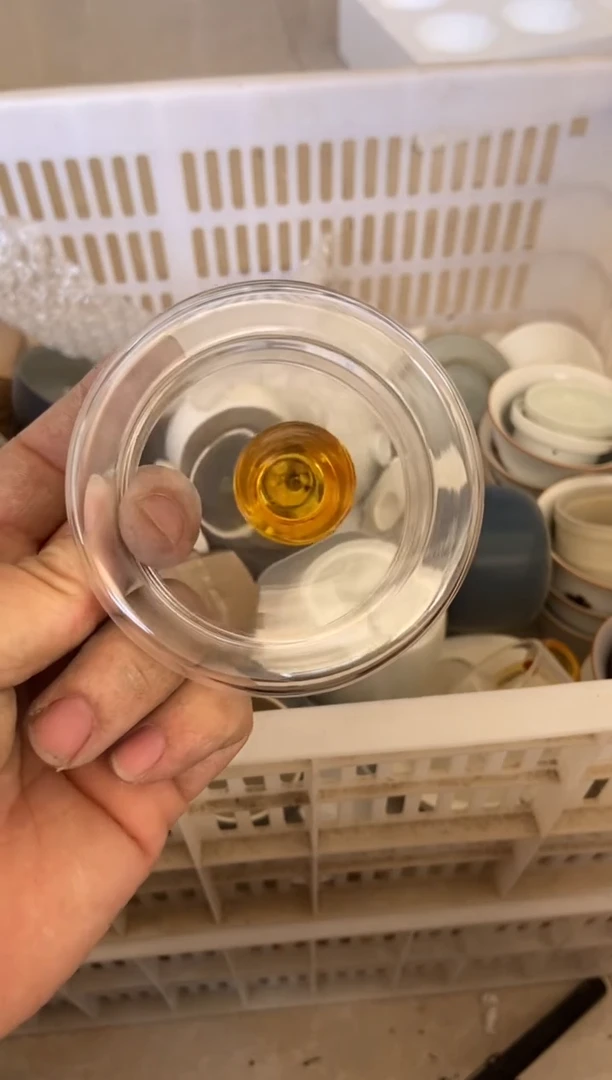 杯无运费险有瑕疵的摄影的产品有使用过的痕迹有点脏介意勿拍