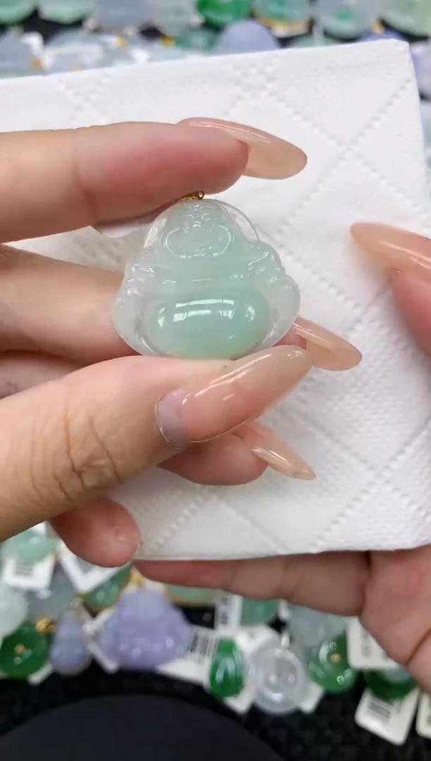 颈饰18K金镶嵌翡翠11111111111