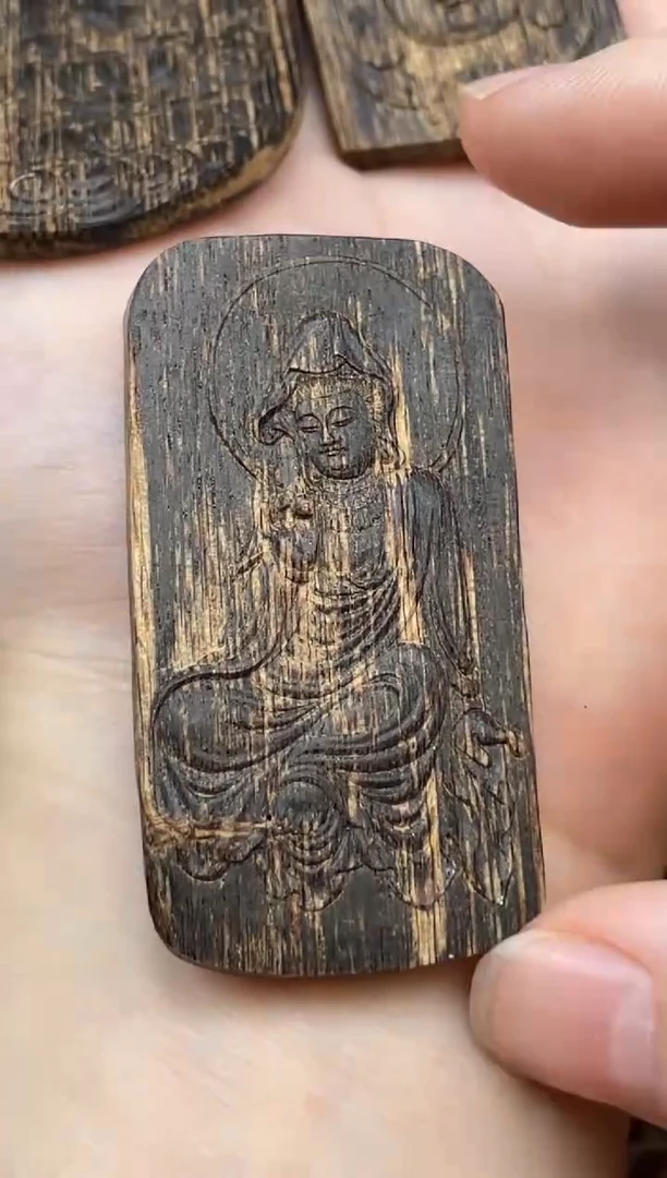 沉香吊坠沉香吊坠800