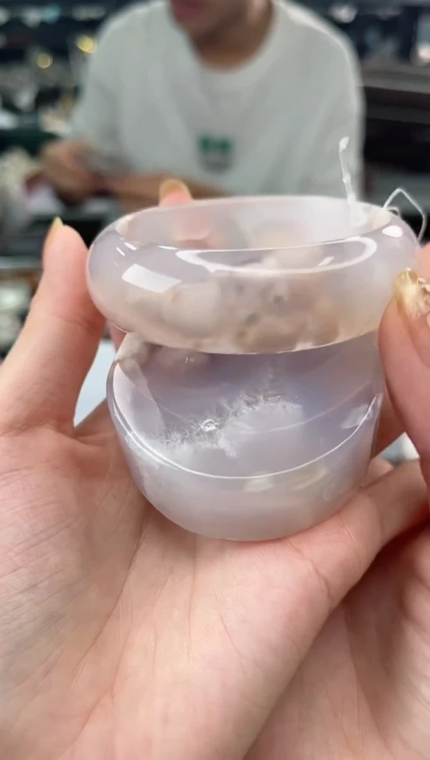 【闪购商品】石英质玉手镯未镶嵌55圈口（赠品镯心）3650099