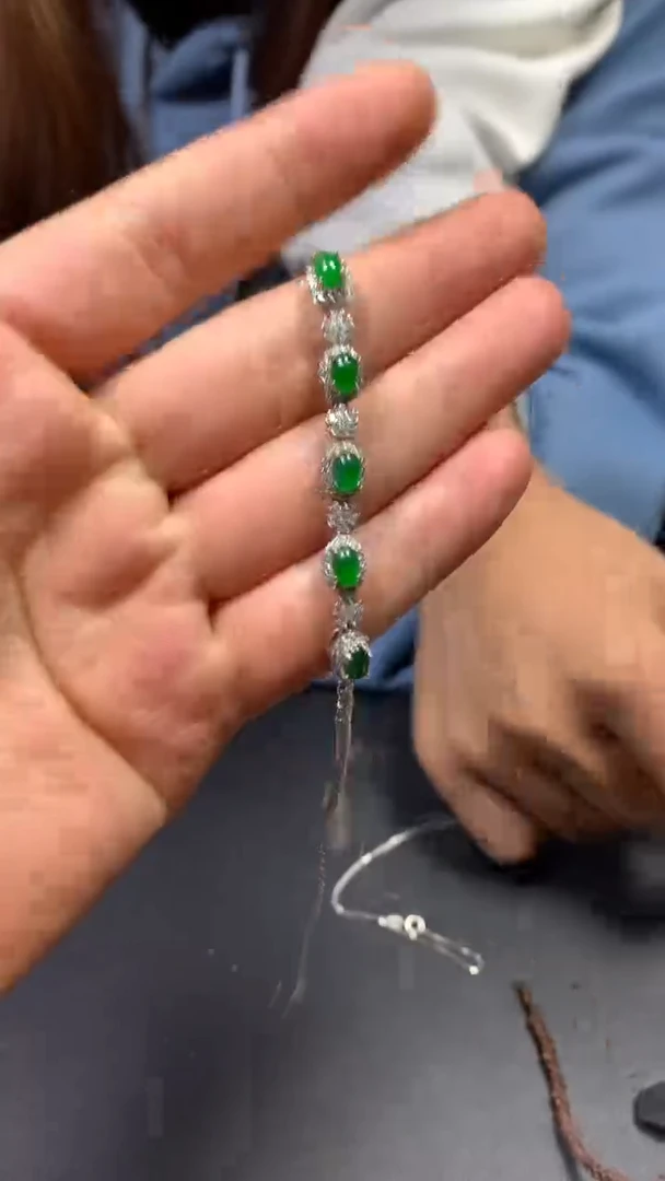 【闪购商品】翡翠手链未镶嵌0179398874/多样性发一