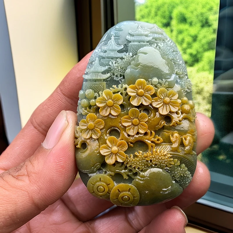 天然黄翡挂件 山水挂件包抛光3天 尺寸：68.7/44.5/11.5