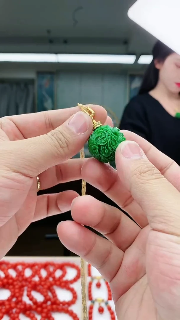 【闪购商品】翡翠颈饰14K金镶嵌D168吊坠