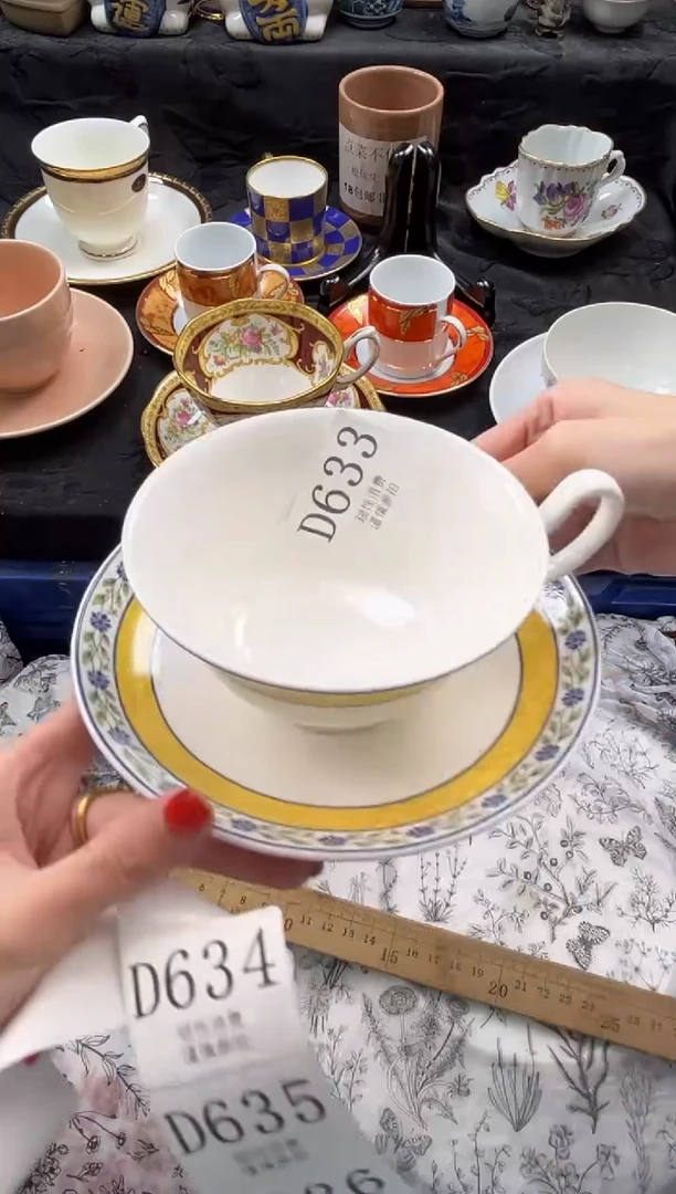 瓷片X**子       D633