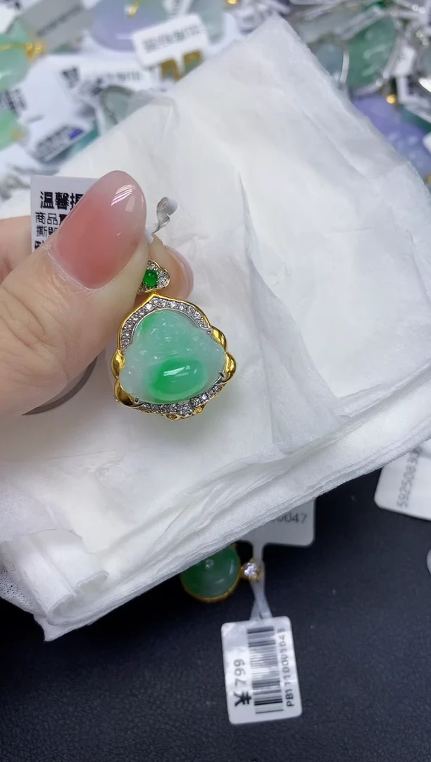 颈饰未镶嵌翡翠天然缅甸翡翠A货多样性发一件