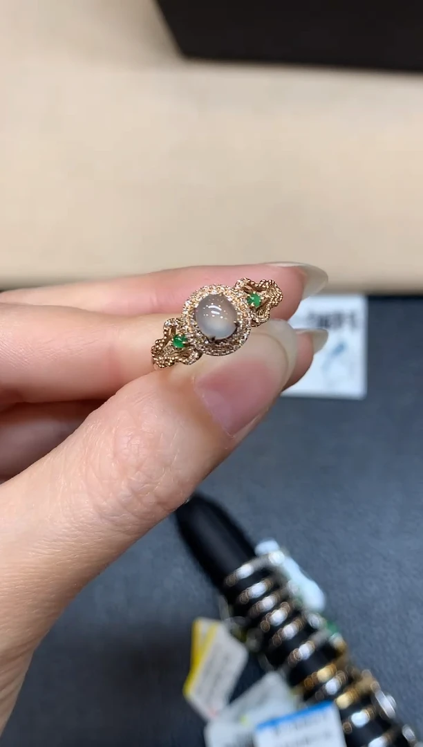 18K金镶嵌戒指翡翠【24小时鉴赏期】蛋面【无服务费