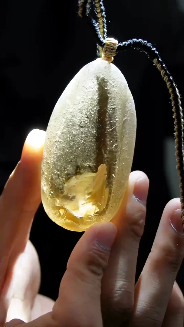 吊坠(赠链)未镶嵌水晶水晶