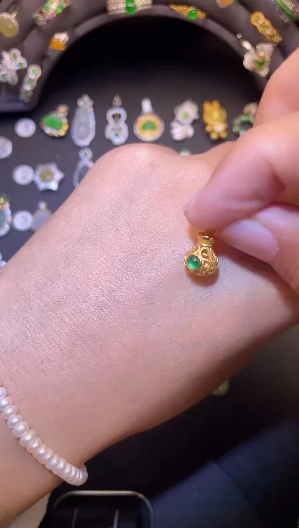 吊坠(不含链)银S925镶嵌翡翠1