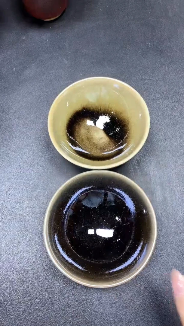 茶盏246两只微瑕