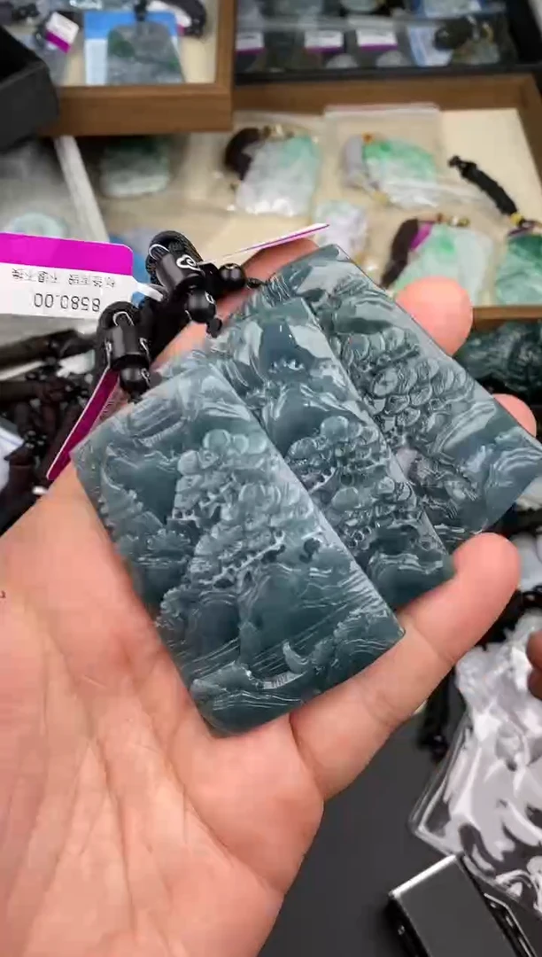 【闪购商品】翡翠颈饰未镶嵌  多样性发其一