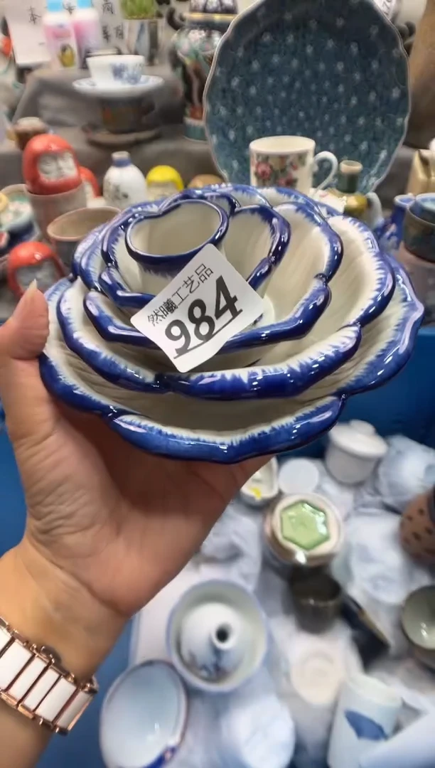 瓷片哈*哈984