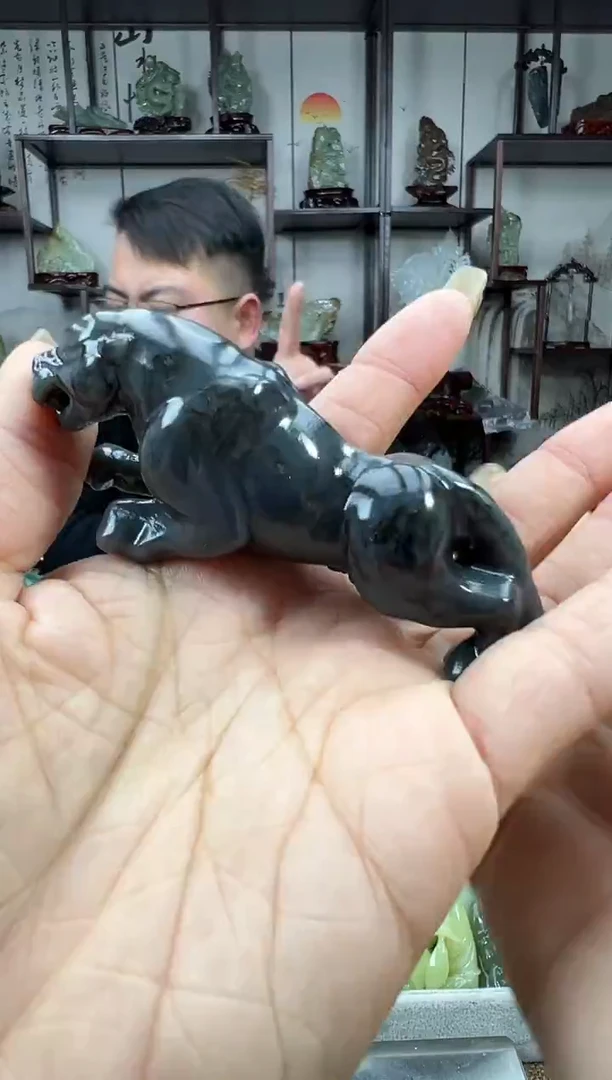 未镶嵌和田玉把件82