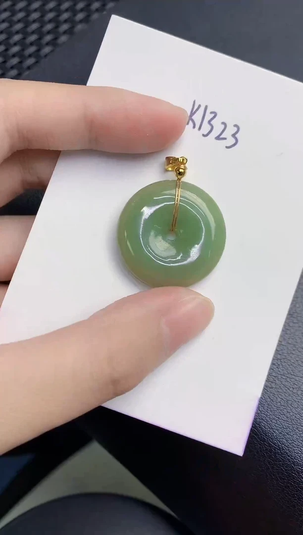 颈饰未镶嵌翡翠天然翡翠缅甸A货