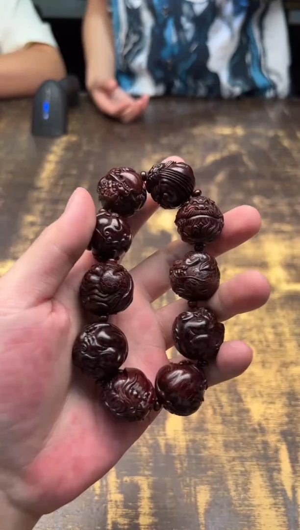 小叶紫檀把件华艺紫檀（龙生九子）2.5