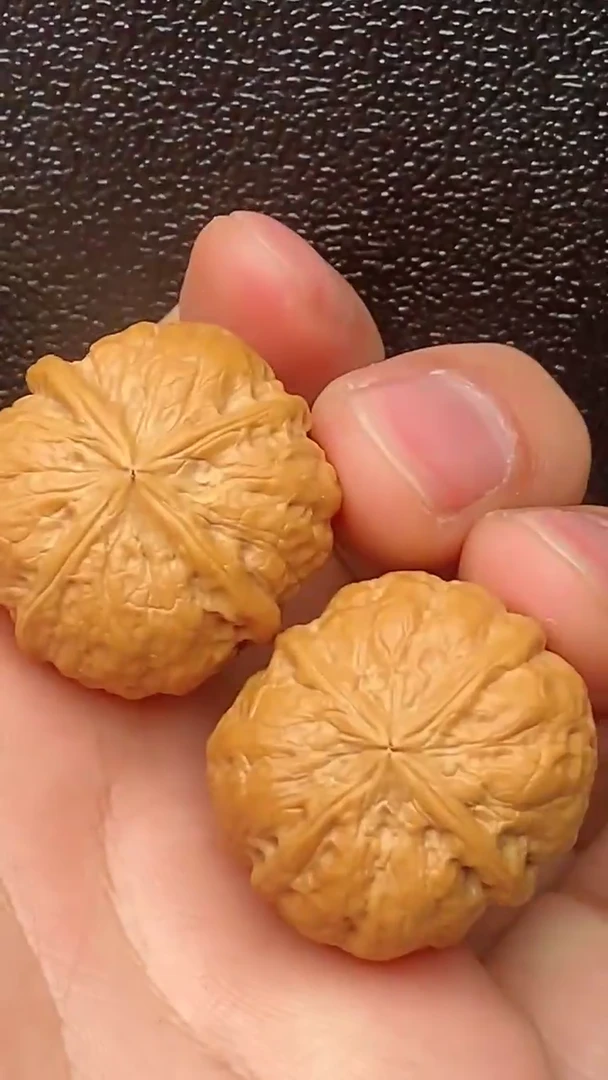 【闪购商品】文玩核桃把件四棱豆腐块88