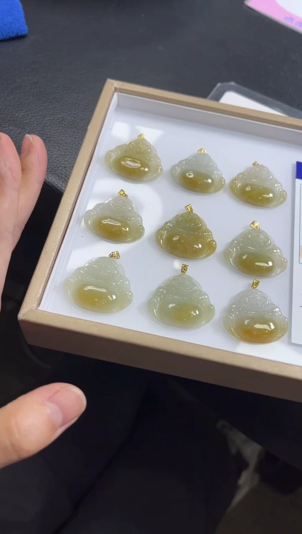 翡翠18K金镶嵌颈饰A222/多样性发一件/配绳子