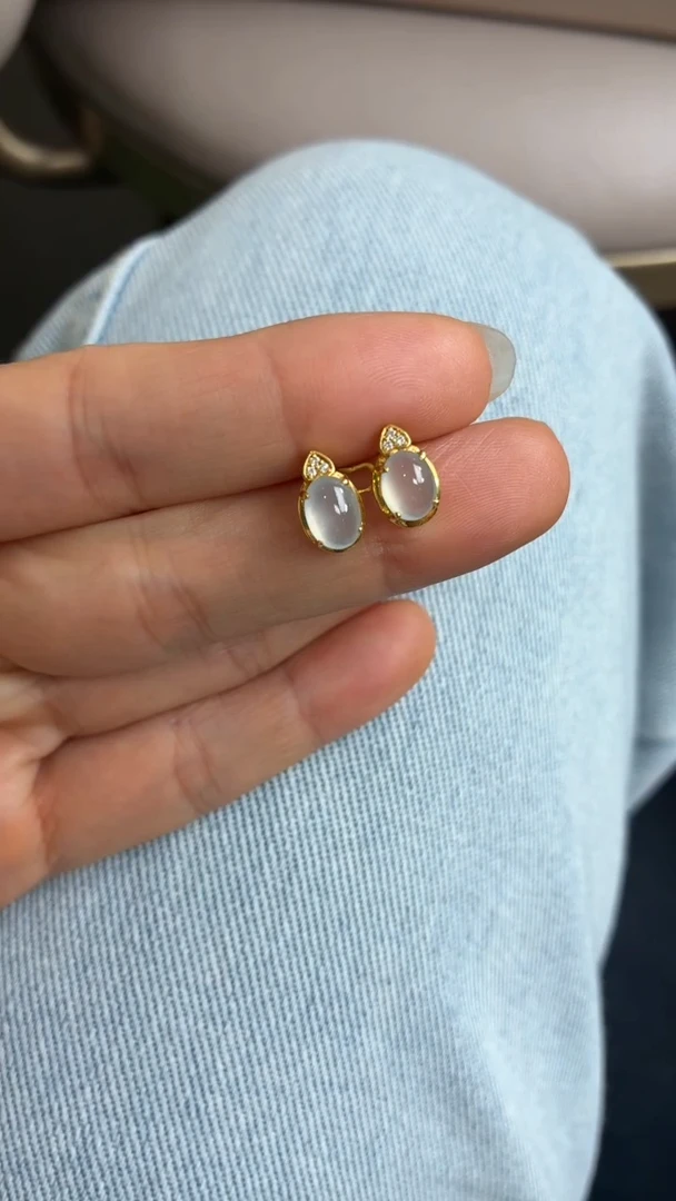 颈饰18K金镶嵌翡翠天然翡翠A货
