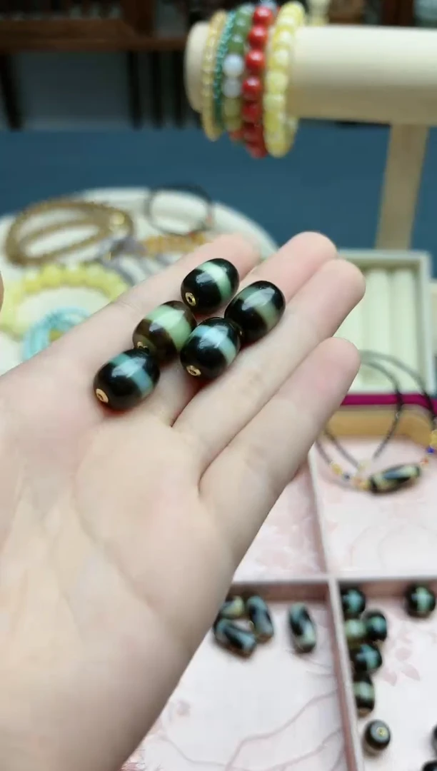 【闪购商品】玛瑙/玉髓吊坠18K金镶嵌18k金玛瑙吊坠*1 LW赠链发其一