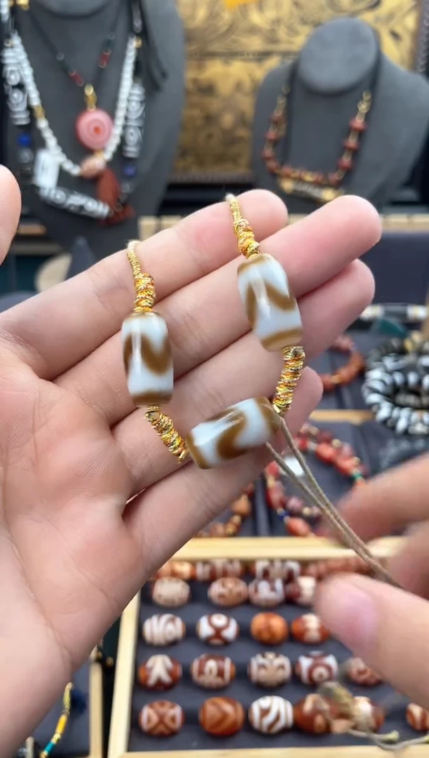 【闪购商品】玛瑙/玉髓颈饰未镶嵌精品虎牙锁骨链