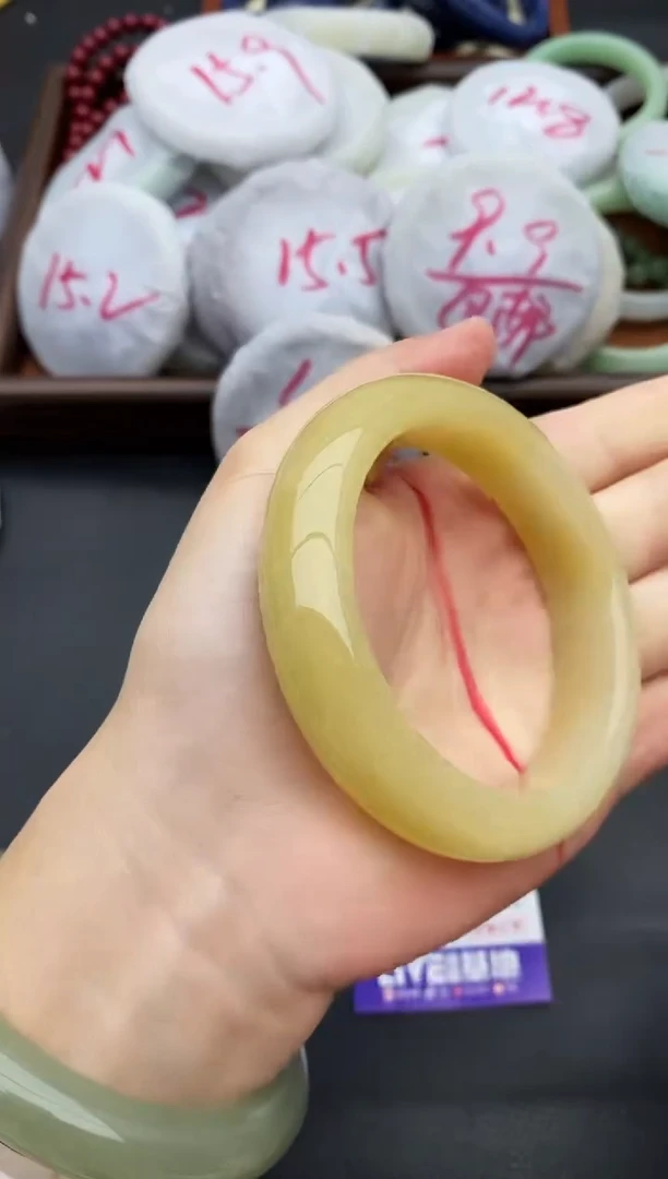 未镶嵌手镯石英质玉13+58/59